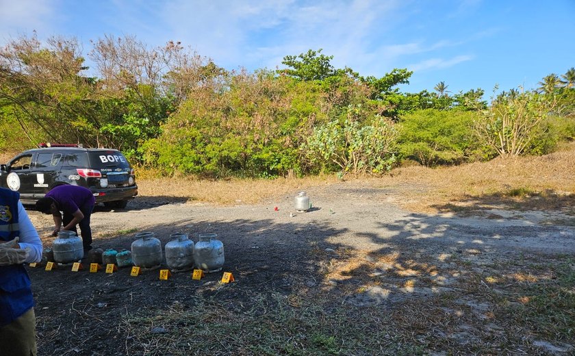 Peritos do Instituto de Criminalística realizam últimas coletas de gases para investigação de explosão em Maceió