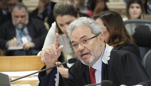 clovis barbosa