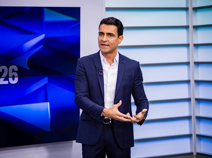 Em sabatina na TV Ponta Verde, JHC afirma: “Vamos fazer o melhor governo do Brasil”