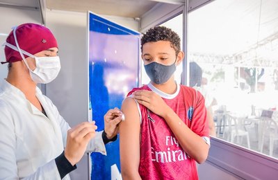 Maceió tem horário estendido e vacinação itinerante neste sábado