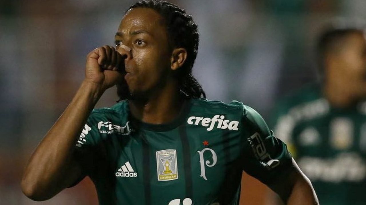 Atlético-MG anuncia a contratação do atacante Keno e um novo patrocinador