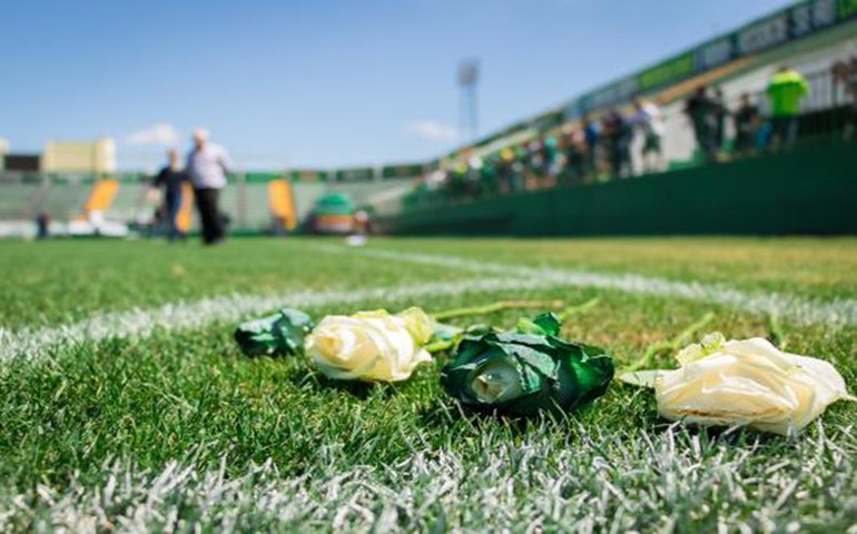 Velório coletivo de vítimas do acidente aéreo será na Arena Condá, em Chapecó