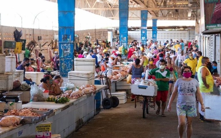 Uso de máscaras será facultativo em mercados e feiras da capital