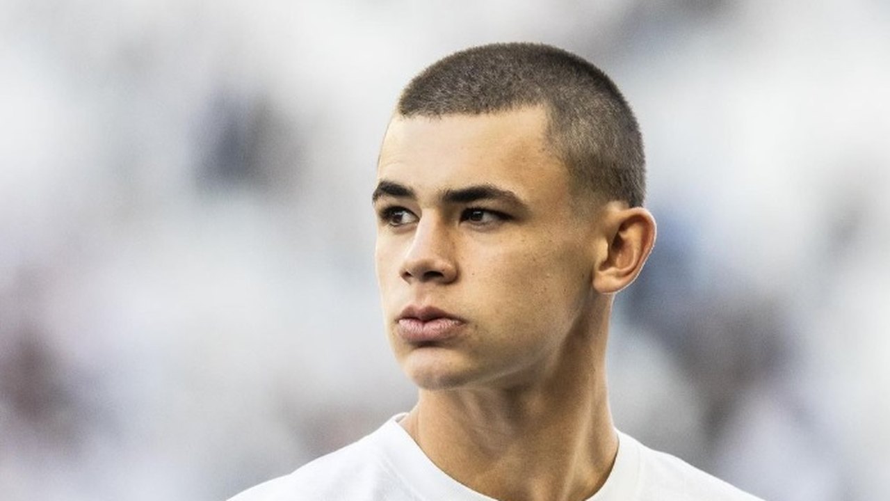 PSG admite interesse no volante Gabriel Moscardo, do Corinthians