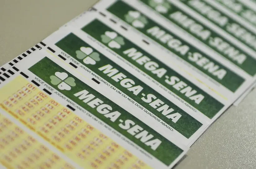 Mega-Sena acumula para R$ 70 milhões; confira números sorteados