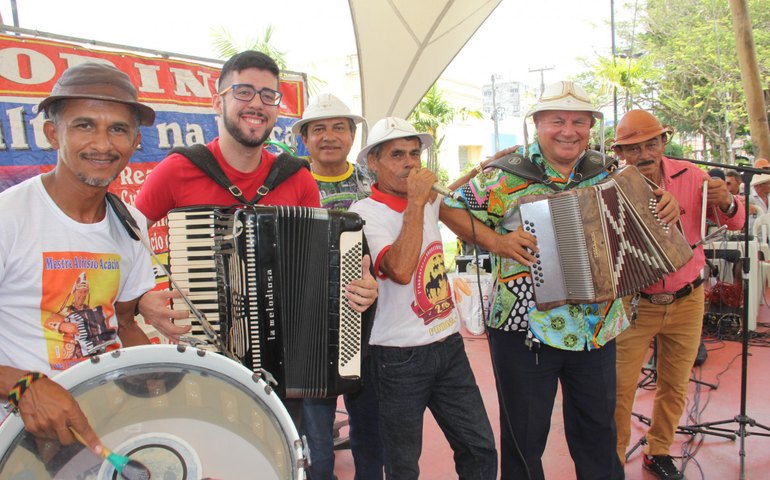 Concha acústica em Arapiraca receberá nome do sanfoneiro e poeta Afrísio Acácio
