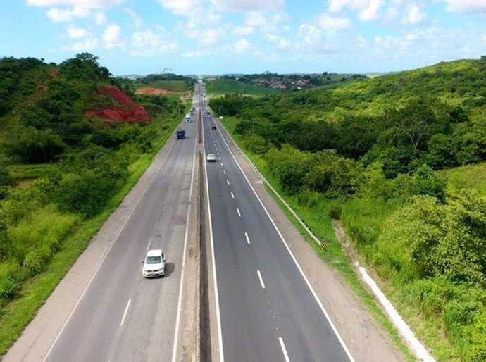 TRF4 mantém inabilitação de consórcio em licitação para gestão ambiental de obras na BR-101