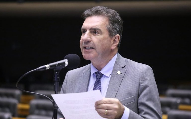 Comissão aprova prazo de até 120 dias para banco formalizar contratos do Minha Casa, Minha Vida