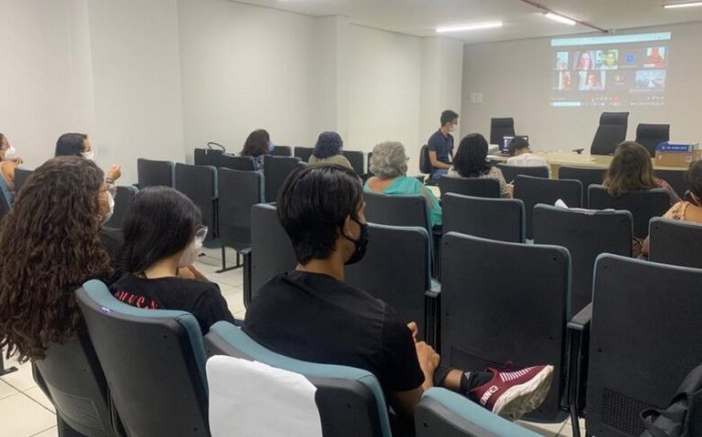 Saúde inicia curso inédito para formadores de cuidadores da pessoa idosa