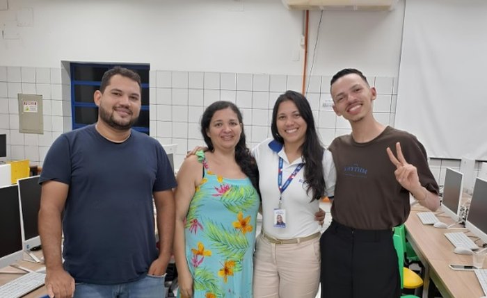 Educação de Jovens e Adultos do SESI faz história na Olimpíada Brasileira de Geografia com medalhas de ouro e prata