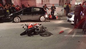Entregador é perseguido por policiais e sofre acidente em Aracaju