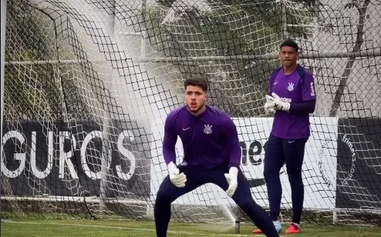 Corinthians treina pênaltis de olho na decisão contra o Vasco pela Copa do Brasil