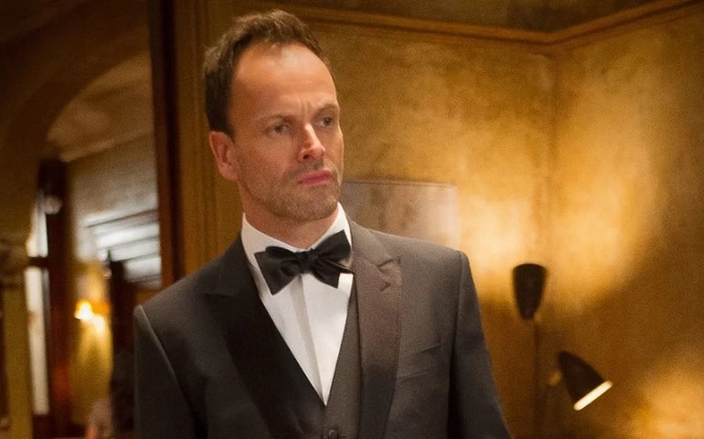 Ator acredita que 5ª temporada de &#8216;The Crown&#8217; será &#8216;mais tumultuada&#8217;