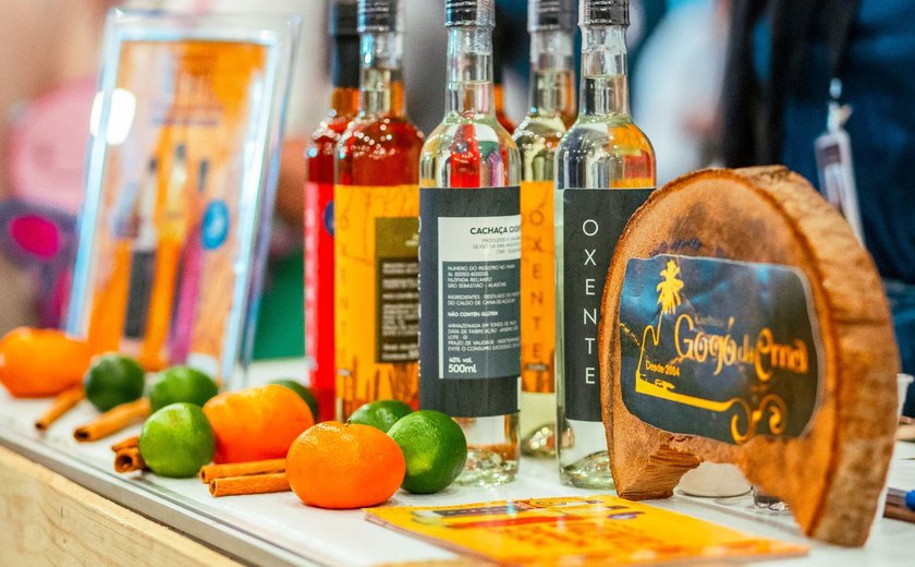 Com pratos típicos de boteco e drinks exclusivos, cardápio do I Festival da Cachaça é divulgado