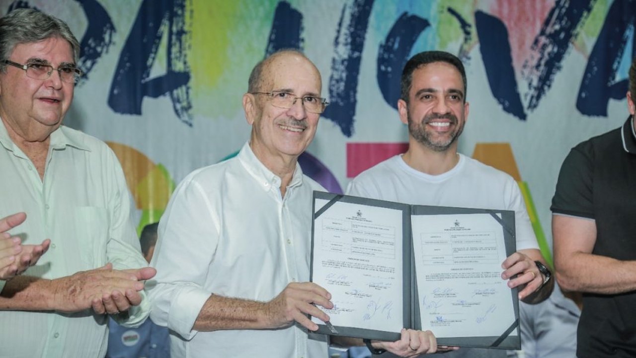 Paulo Dantas amplia obras de pavimentação e drenagem de ruas em Penedo
