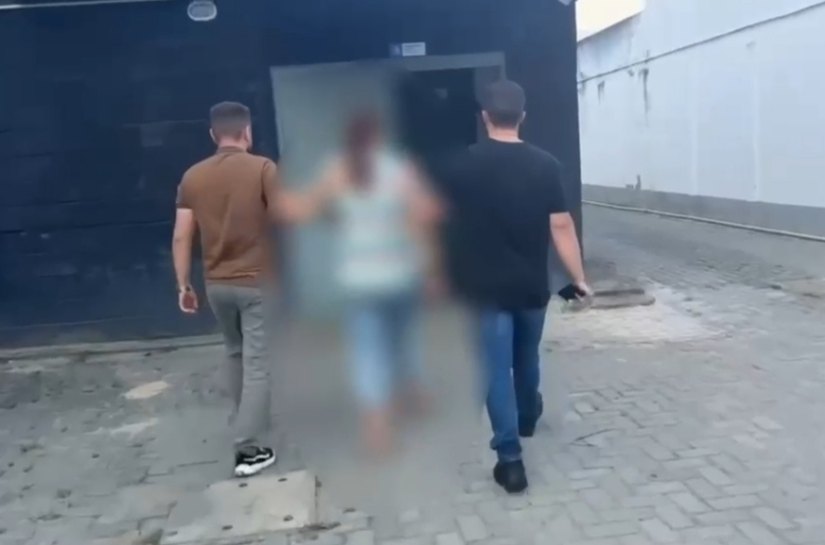 Mulher é presa ao roubar R$ 20 mil usando 'fraude no pix' em Maceió