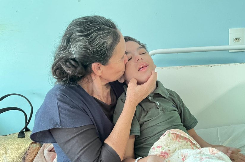 HGE salva criança com síndrome neurológica grave e que se alimenta por sonda