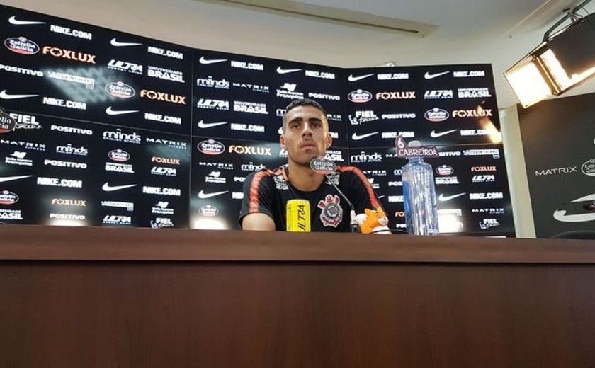 Gabriel minimiza pressão e diz que Corinthians precisa ser mais agressivo