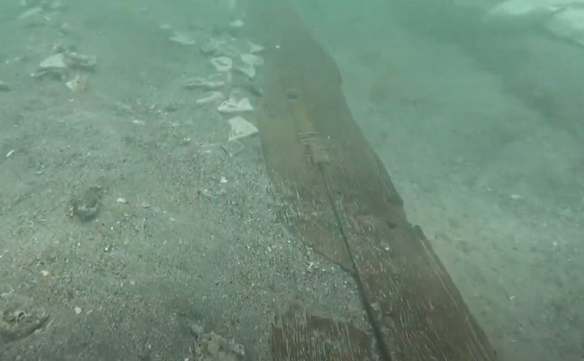 Barco de madeira do século XVIII é encontrado no fundo do mar em ilha da Croácia