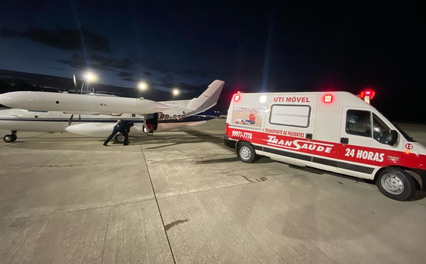 Família de bebê alagoano com leucemia garante na Justiça aeronave para hospital em SP