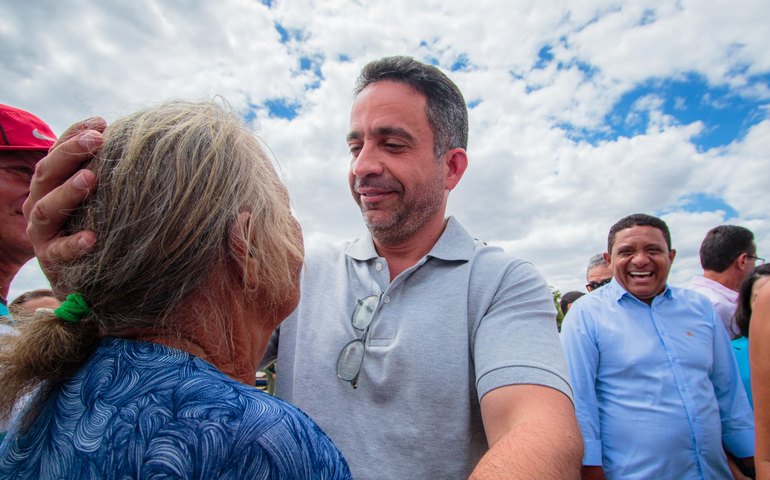 Paulo Dantas assina Ordem de Serviço para levar água para povoados de Palmeira dos Índios