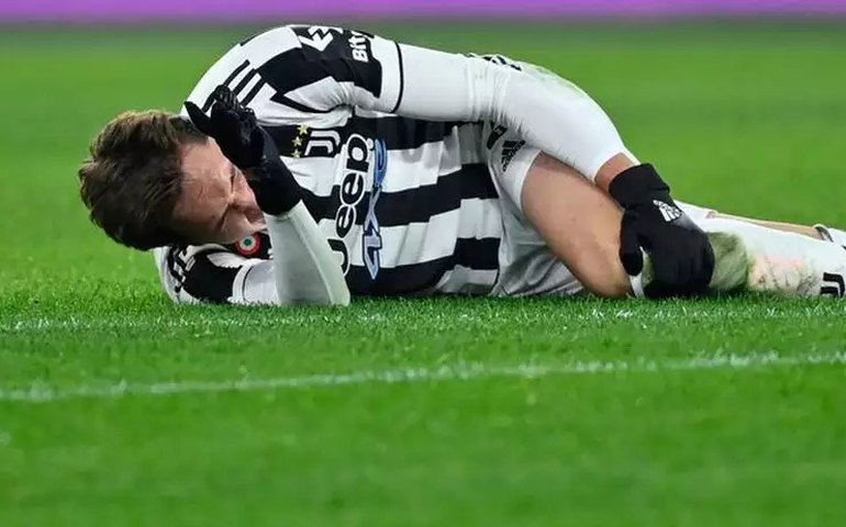 Juventus revela lesão no joelho e Pogba faz exame para avaliar chance de cirurgia