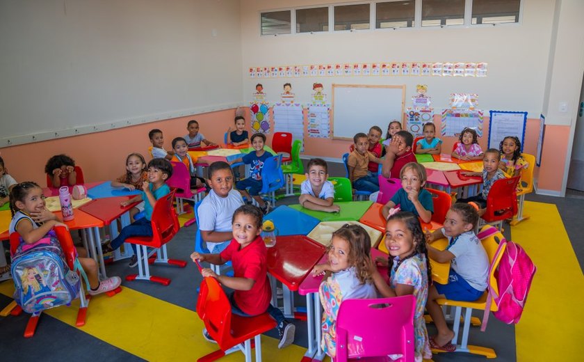 Amplo e moderno, Centro de Educação Infantil do Canaã é entregue pelo prefeito Luciano Barbosa