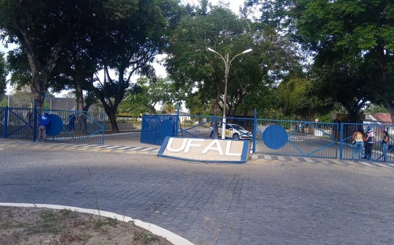 Progep informa que todos os campi estarão fechados no feriado de segunda