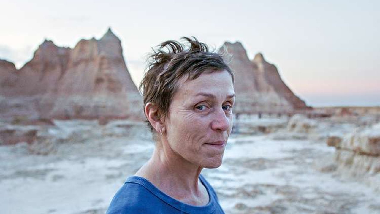 Frances McDormand leva seu 3º Oscar por ‘Nomadland’