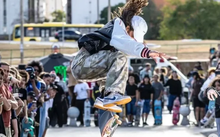 Rayssa Leal lidera semifinais e garante vaga na final do STU Pro Tour Rio