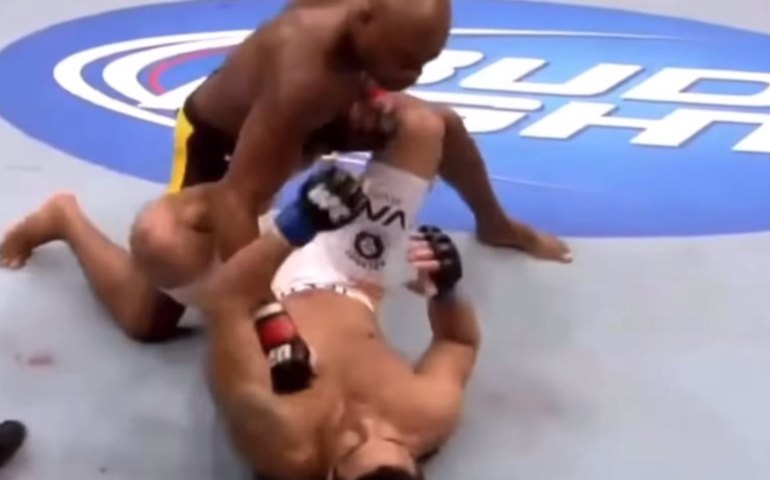 'Belfraco' e 'queixinho de vidro': Popó provoca Vitor Belfort em vídeo nas redes sociais; veja