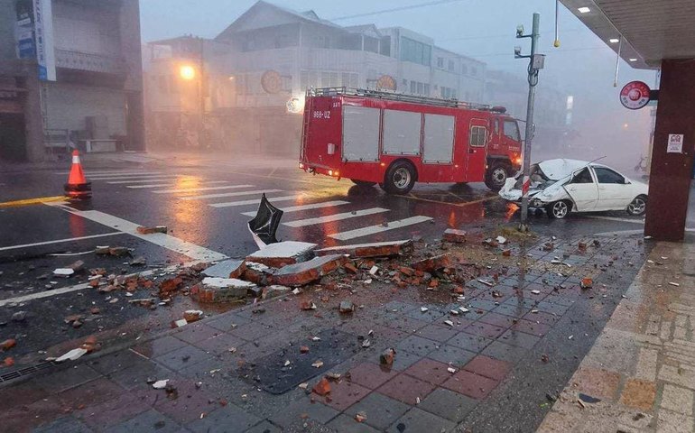 Tufão Gaemi atinge a China após mortes em Taiwan e nas Filipinas