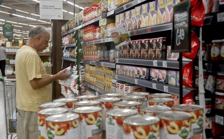 IPCA para 2021 sobe de 8,59% a 8,69%, acima do teto da meta, aponta Focus