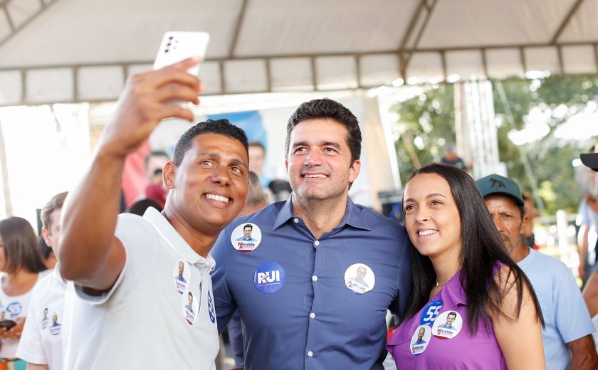 Rui Palmeira inicia campanha nas ruas da Santa Lúcia, nesta terça-feira (16)