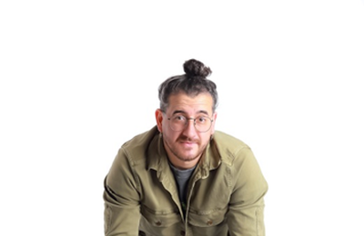 Afonso Padilha estará no palco do Teatro Gustavo Leite com seu stand-up “E agora?”