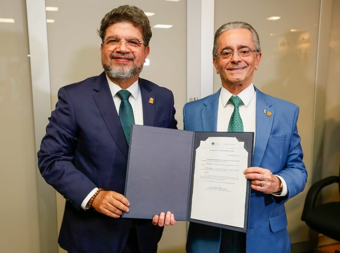 Carlos Cavalcanti assume interinamente a Presidência do TJAL