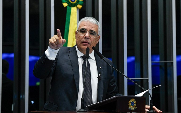 Girão critica cassação de deputados estaduais do Ceará