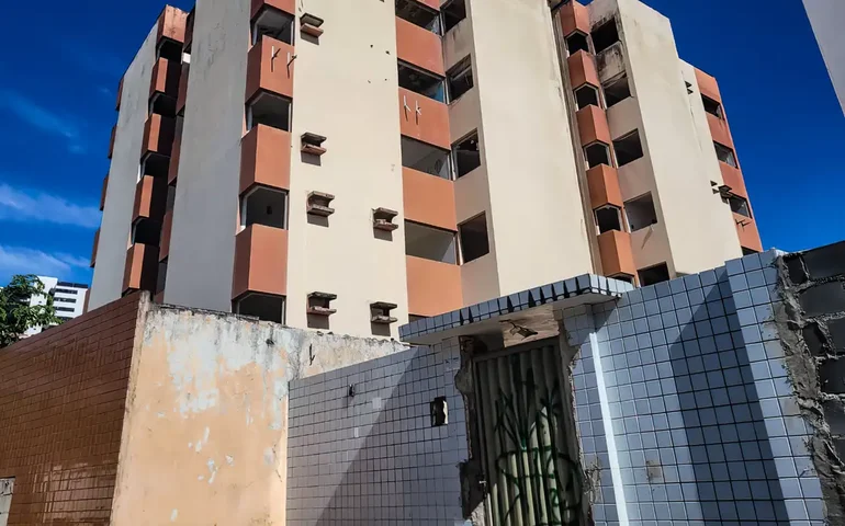 Ministério Público recebe apoio do Conselho de Arquitetura e Urbanismo sobre recomendação para suspensão de licenças de edifícios no Litoral Norte
