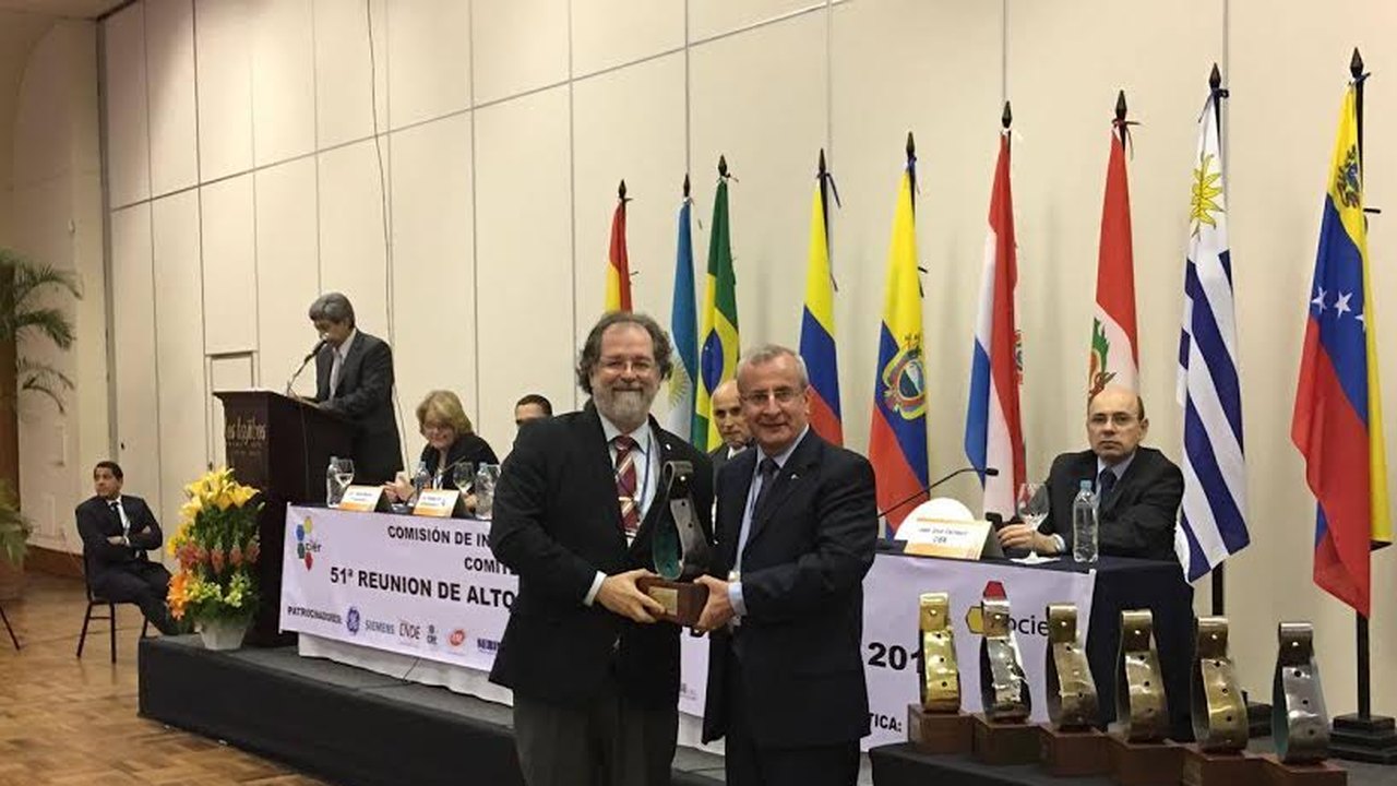 Eletrobras Distribuição Alagoas recebe prêmio internacional na Bolívia