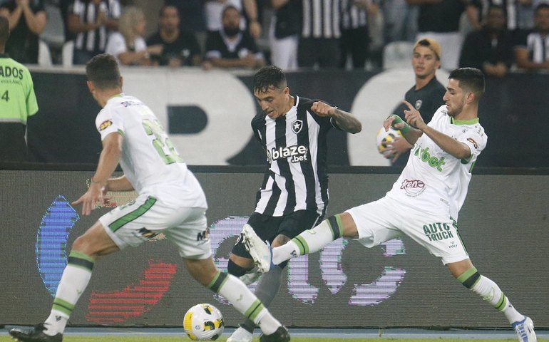 Botafogo volta a perder para o América-MG e está eliminado da Copa do Brasil