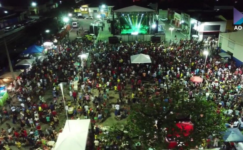 Carnaval de Viçosa com transmissão ao vivo pela fanpage da Tribuna no facebook