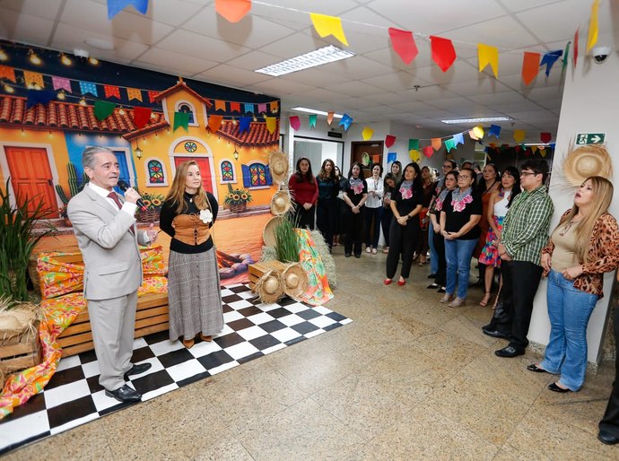 TJAL celebra resultados do semestre com café junino para servidores
