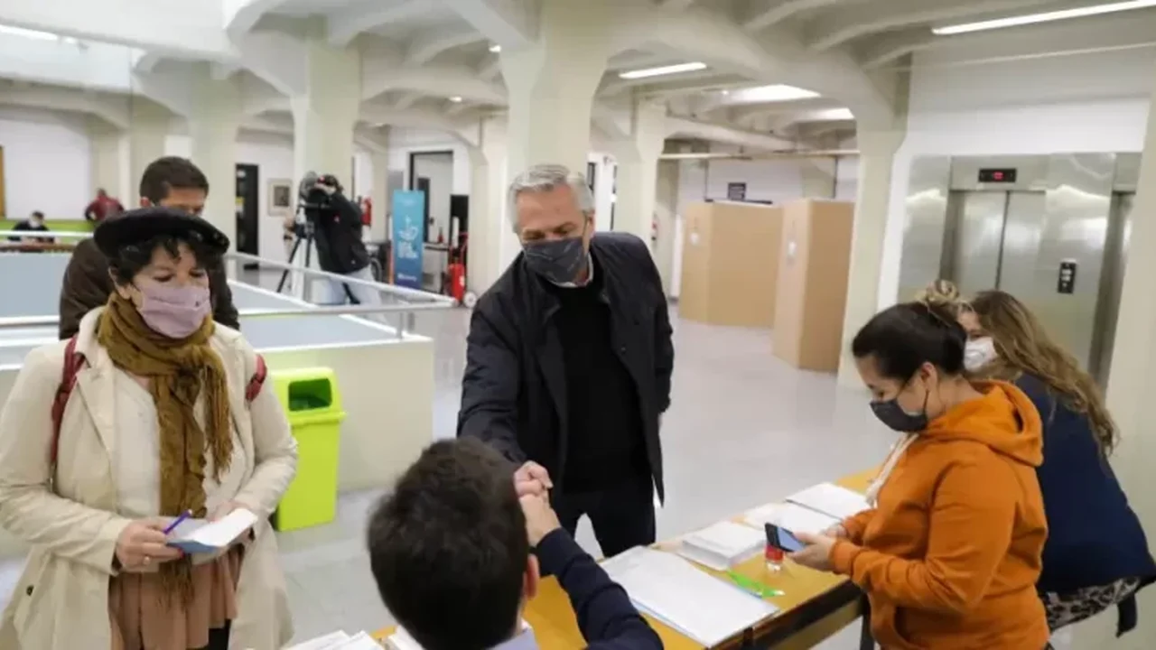 Argentinos votam, neste domingo, para definir candidatos de outubro