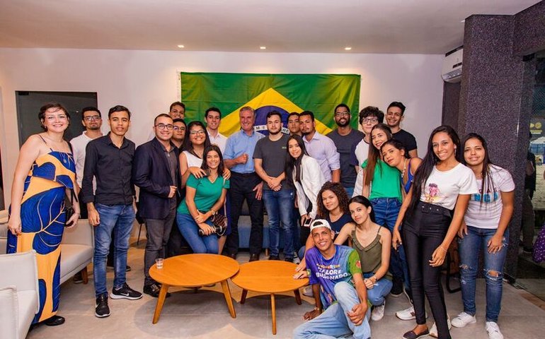 Collor defende política para inserção da juventude no mercado de trabalho