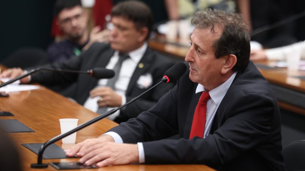 Comissão debate impactos dos agrotóxicos no Cerrado