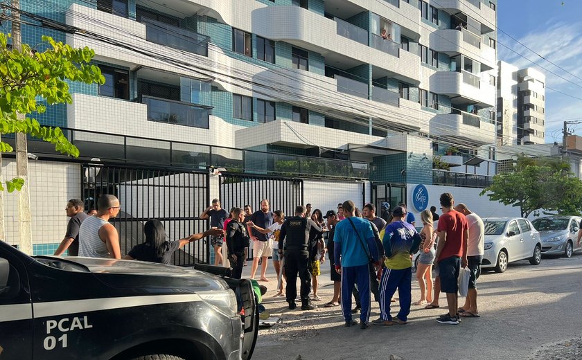 Homem acusado de quebrar loja e danificar carros é preso em Maceió