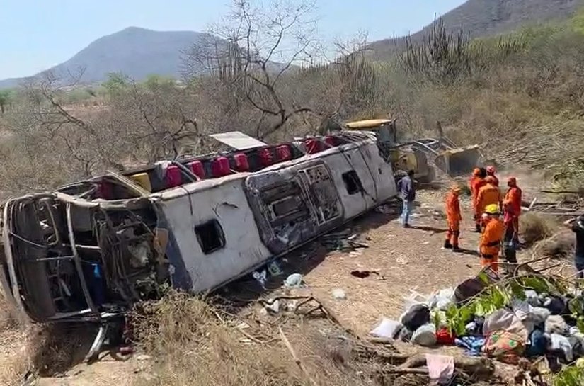 Após reunião com o MPAL, prefeitura de Coité do Nóia garante assistência a familiares e vítimas de acidente
