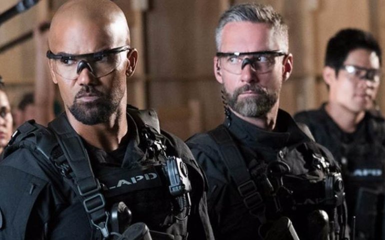 Clássico dos anos 1970, ‘S.W.A.T.’ volta repaginado