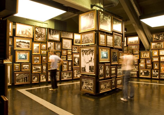 Museu do Futebol abriga memórias e homenagens nos 'Anos Dourados' do Corinthians