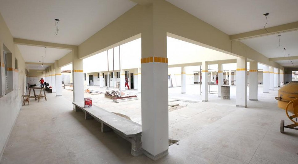 Professores paralisam atividades de 77 escolas da rede municipal de Aracaju